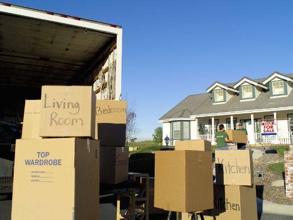 Moving on Up: How house clearance services can make Your move a breeze
